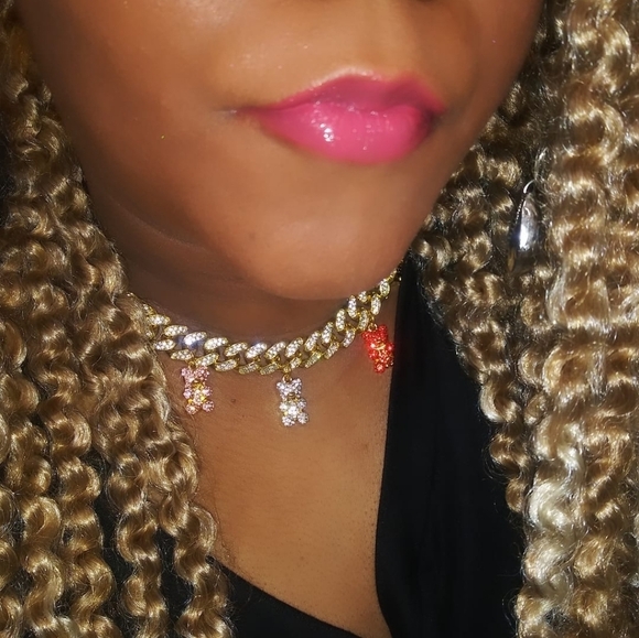 The Teddy 🐻 Kollection: Rhinestone Bear Necklace - Picture 3 of 5